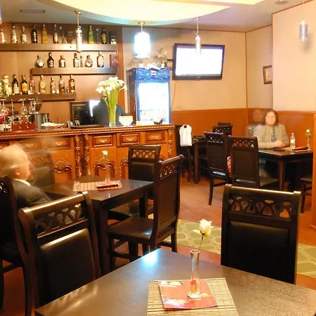 3a 酒店 地拉那